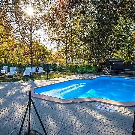 호텔 Eco House Roero 알바